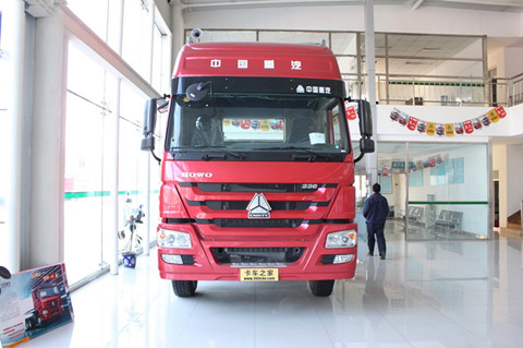 中國(guó)重汽 HOWO 6×4牽引車(chē)