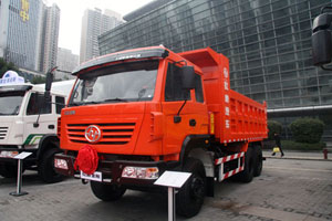 上汽依維柯紅巖金剛6×4  336馬力國Ⅳ自卸車