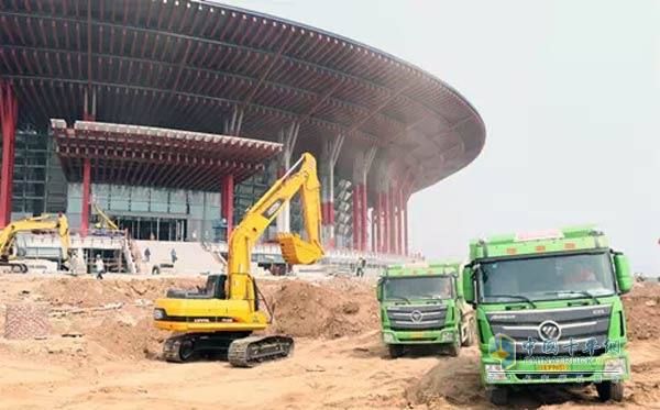 歐曼新型渣土車助力北京城市建設(shè)