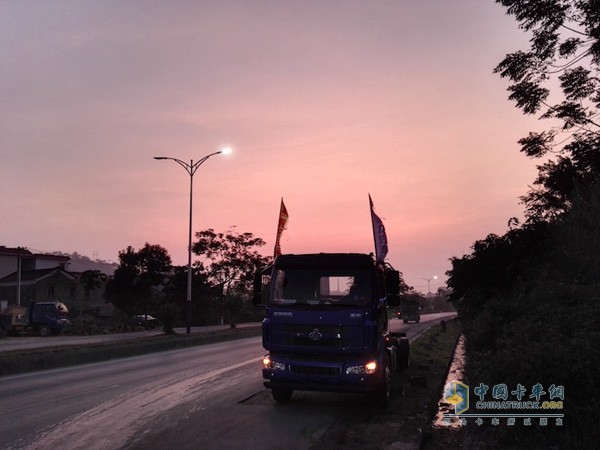 東風(fēng)柳汽因路而生中國卡車司機(jī)攝影大賽風(fēng)景篇三等獎(jiǎng)