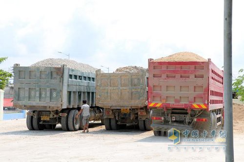 海南重拳打擊貨車非法改裝和車輛超限超載行為