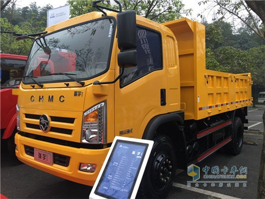 ?瑞宇Ⅰ4×2 6.7m自卸車