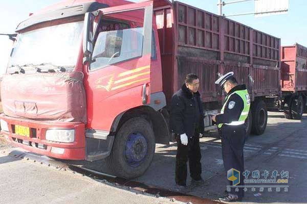 甘肅省治理二級公路貨車違法超限超載