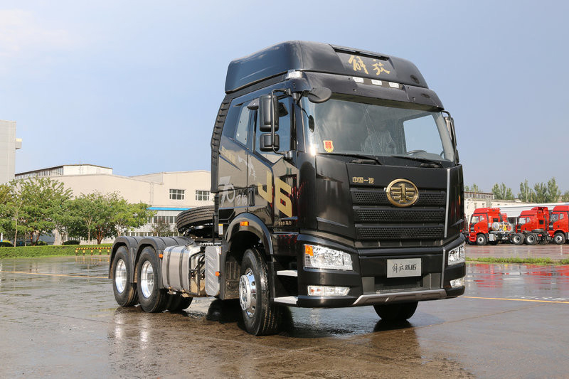 一汽解放 新J6P重卡 500馬力 6X4牽引車(CA4250P66K25T1A1E5)