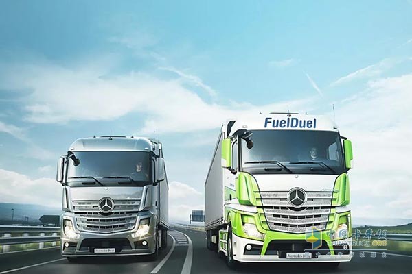 新Actros