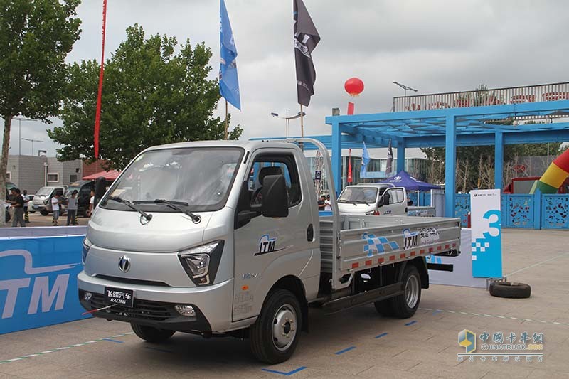 鳴笛開賽 第四季飛碟汽車“我是卡車人國(guó)六精英賽”濰坊開賽