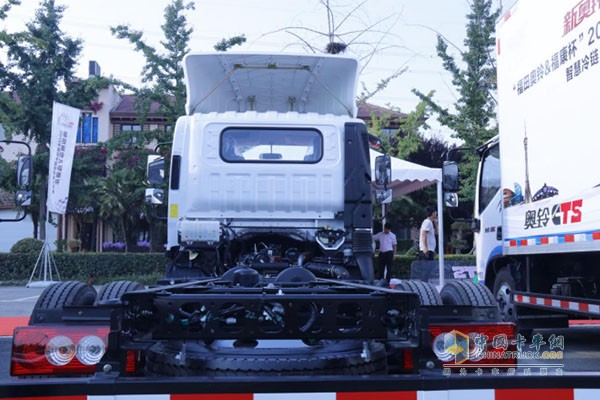 福田奧鈴冷藏車采用新一代后橋，高效經(jīng)濟(jì)！