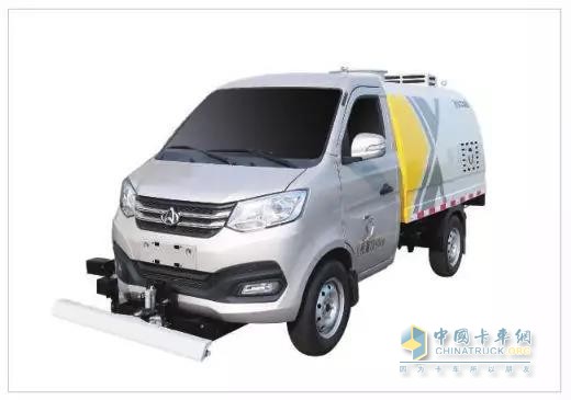 徐工路面養(yǎng)護(hù)車