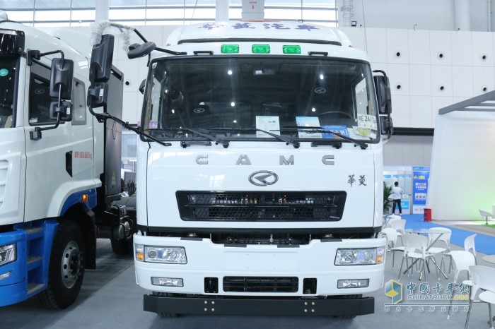 華菱8X4換電攪拌運(yùn)輸車