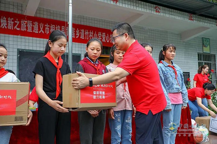 新龍馬汽車,輕卡載貨車