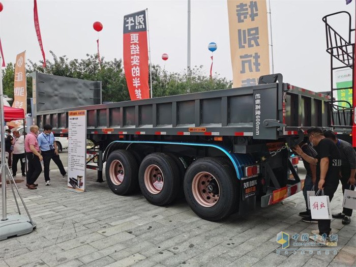 灰熊 烈牛 半掛車 專用車 梁山車展