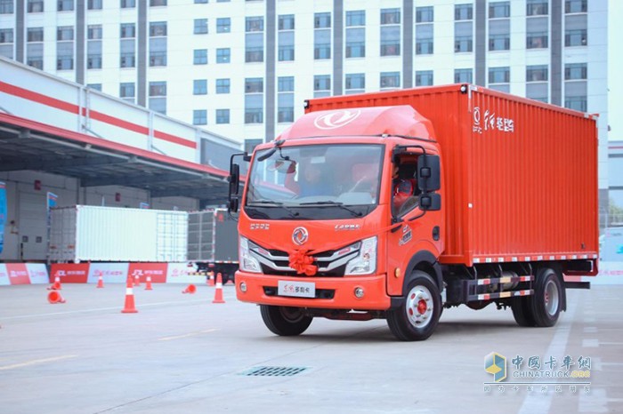 東風(fēng)輕型車 京東物流 系列推介會