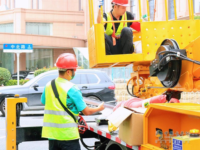 東風途逸作為專業(yè)用車