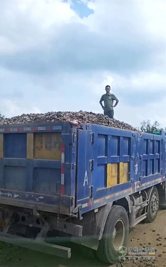 福田瑞沃  金剛  自卸車