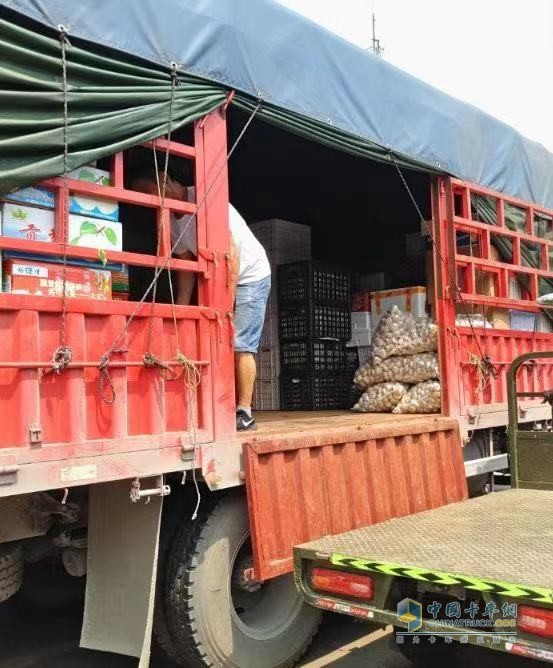 江淮格爾發(fā)4×2載貨車