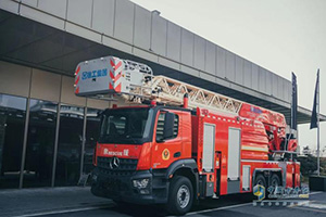 不負眾托 梅賽德斯-奔馳卡車不斷深耕中國專用車市場