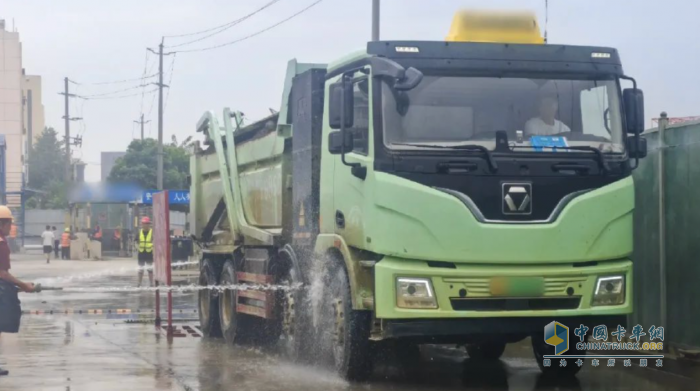 批量交付！徐工純電動(dòng)自卸車加速“綠色城建”