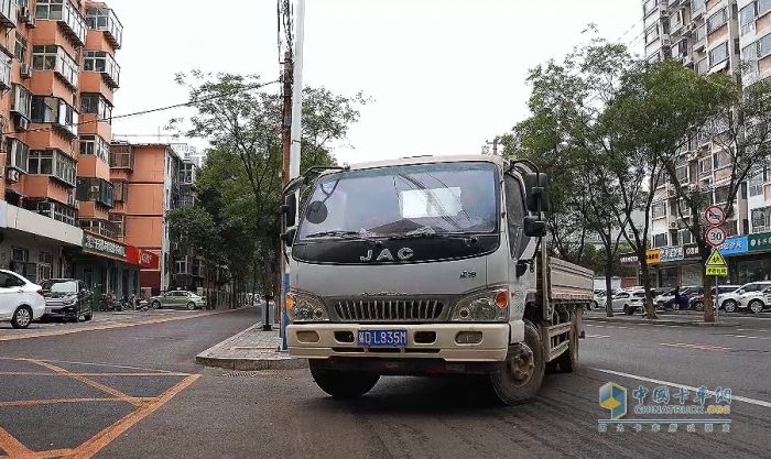 從康鈴H1到康鈴H6，趙軍濤完成了貨運生涯的傳承與堅守