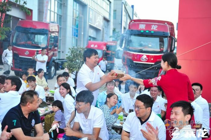 激情狂歡 燃動(dòng)昆明，乘龍家宴掀起創(chuàng)富浪潮