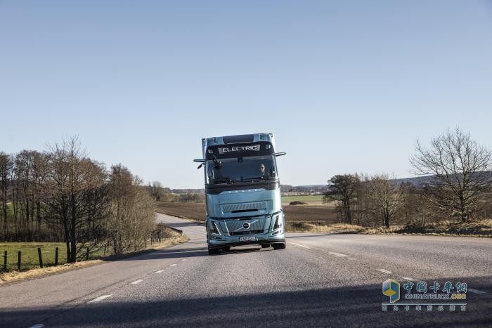 沃爾沃卡車收獲全球物流巨頭DSV 300輛電動重卡訂單