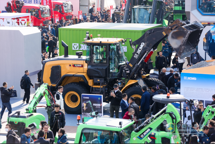 12000㎡、超180款展品—智慧徐工震撼亮相bauma CHINA 2024