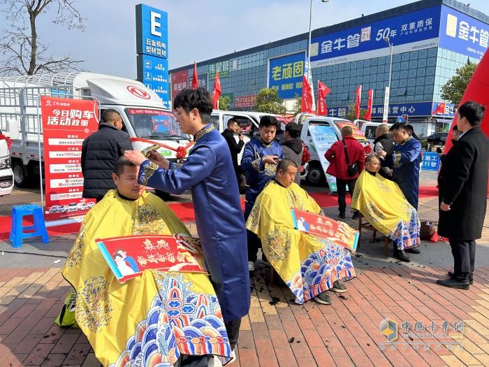 二月二好兆頭，東風(fēng)輕型車送出好彩頭！