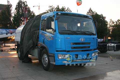 解放青島輕型車