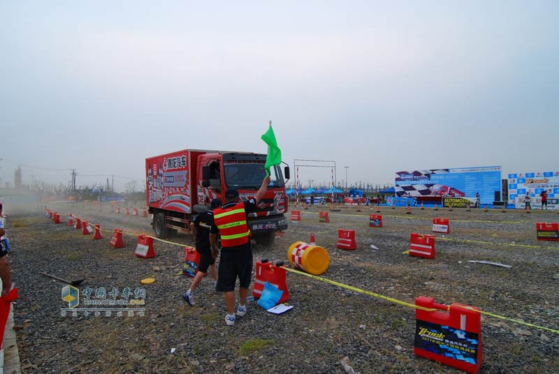 東風柳汽乘龍汽車杯首屆全國中卡極限挑戰(zhàn)賽--蘇州站