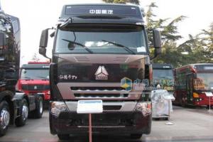 中國(guó)重汽 汕德卡T7重卡 430馬力 6×4 牽引車 ZZ4257V324BC1/U5GBM