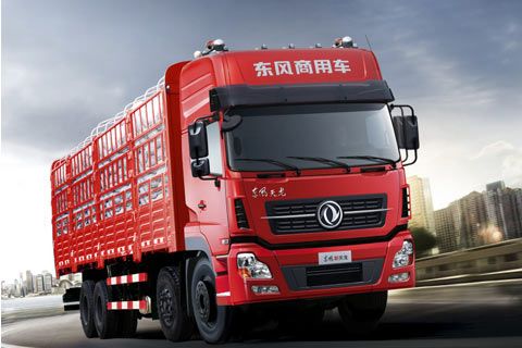 東風(fēng)商用車 東風(fēng)新天龍 D901重卡 350馬力 8×4 載貨車