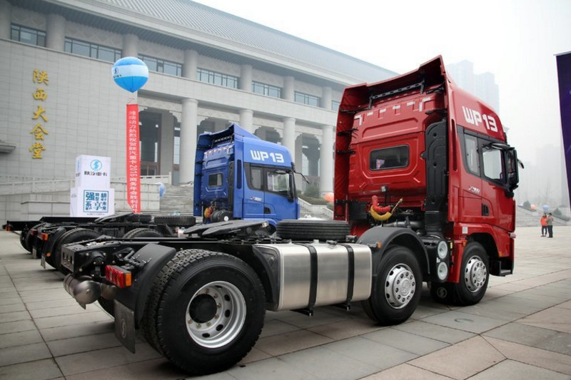 陜汽重卡 德龍X3000 輕量化版 480馬力 6X2 國五牽引車(SX42584Y279)