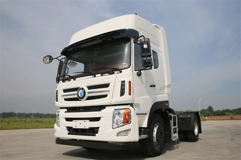 重汽王牌 W5B重卡 340馬力 6X4 國五牽引車(12檔)(CDW4250A1T5)