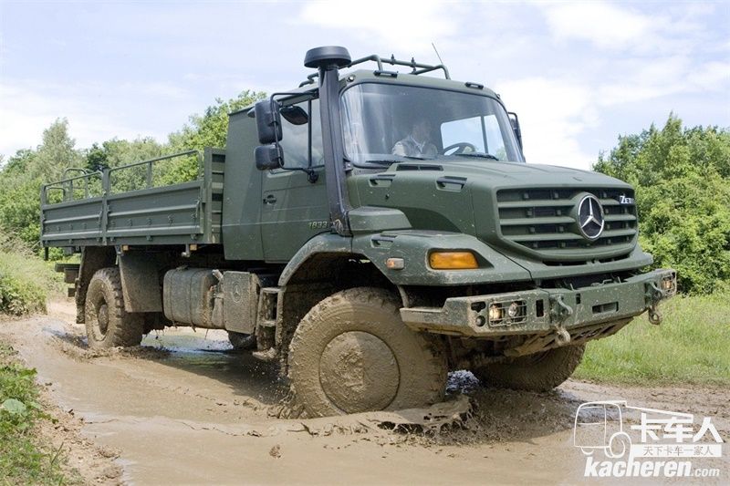 奔馳 Zetros重卡 326馬力 6X6 國五欄板載貨車