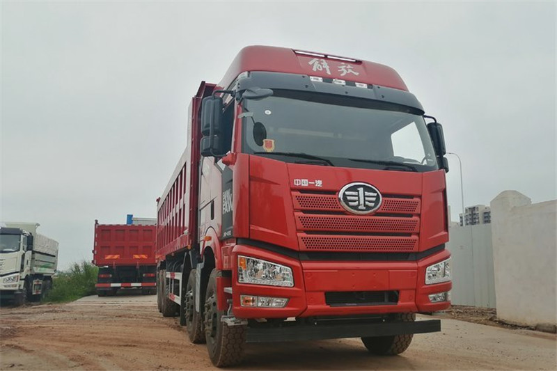 一汽解放 J6P重卡 460馬力 8X4 8.2米 國五自卸車(CA3310P66K24L6T4AE5)