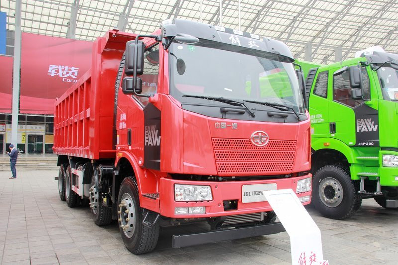 一汽解放 J6L重卡 320馬力 8X4 6.2米 國五自卸車(CA3310P63K1LT4E5)