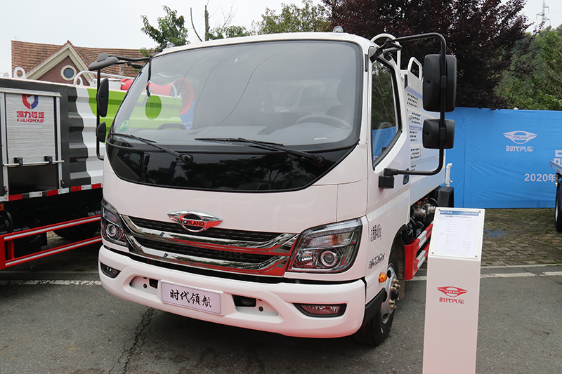 福田時(shí)代 領(lǐng)航H3-3360 130馬力 4×2 國六 多功能抑塵車（HNY5050TDYB6）