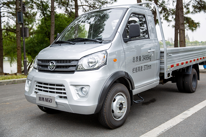 新龍馬汽車 啟騰N60 116馬力 4×2 國六 欄板載貨車 舒適型（FJ1030BAC2）