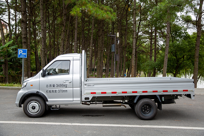 新龍馬汽車 啟騰N60 116馬力 4×2 國六 欄板載貨車 基本型（FJ1030BAC2）