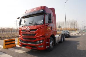 青島解放 悍VH重卡 430馬力 6X4 LNG 國六 牽引車(CA4250P2K8T1NE6A80)