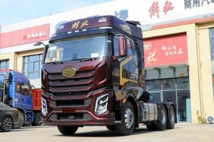 一汽解放 J6V重卡 560馬力 6X4 國六 牽引車(平地板駕駛室)(CA4250P66K25T1E6)